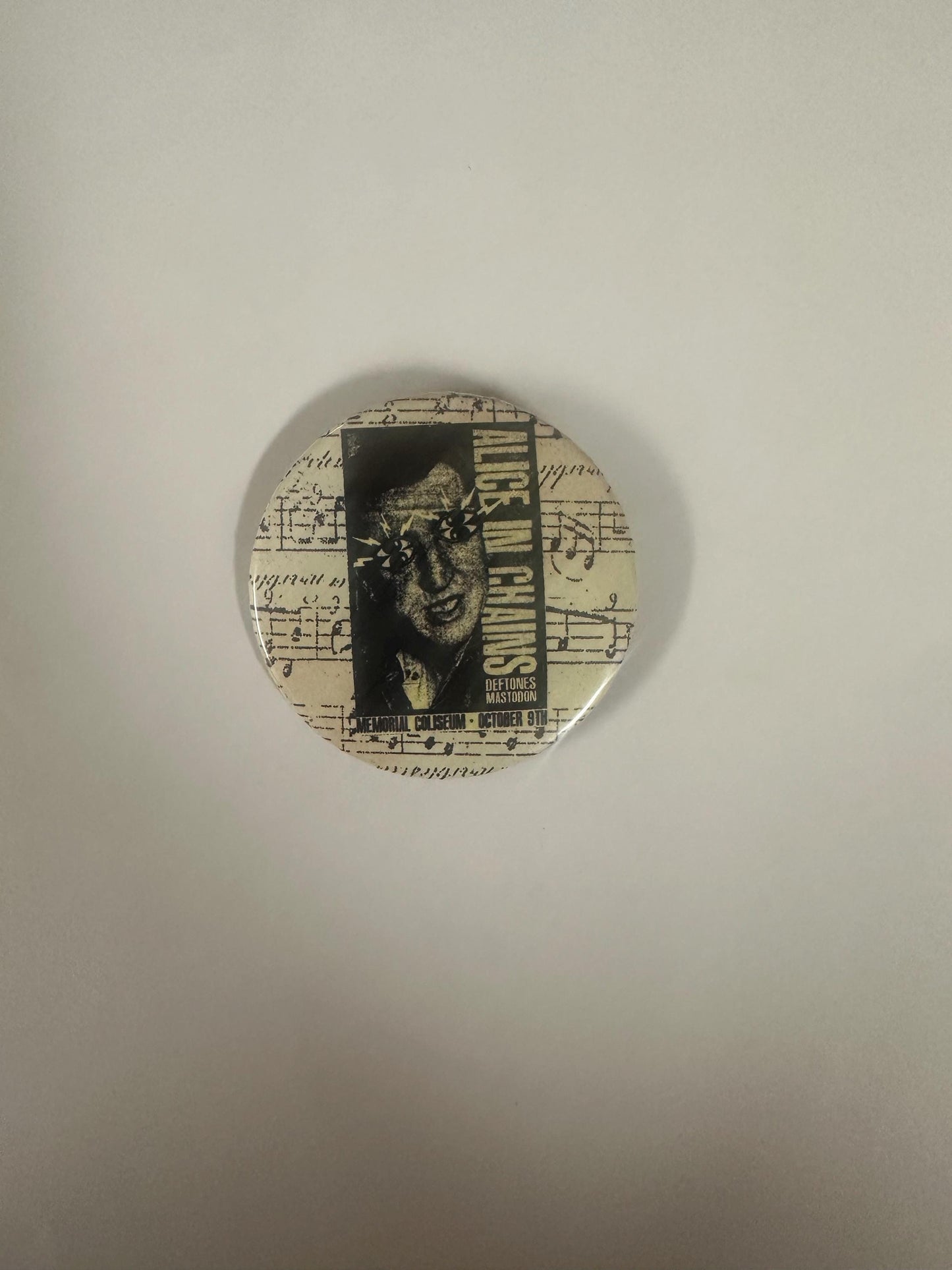 Alice In Chaine Pin